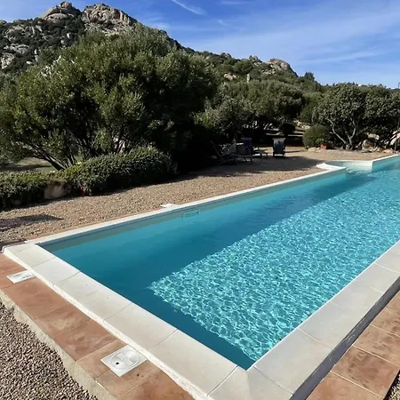 Grosses Mit Pool Rundumblick Fuer 1-2 Familien Holiday home